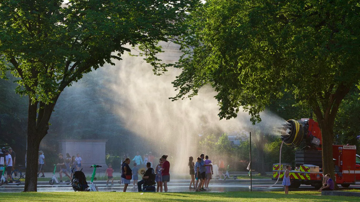 Deadly U.S. heat wave claims dozens of lives as millions remain under heat alerts