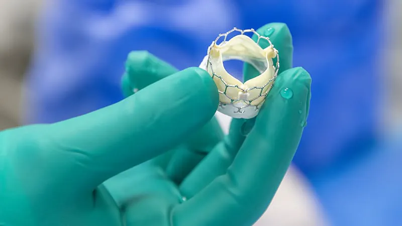 Self-expanding TAVR valves outperform balloon-expandable devices in small aortic annuli at 3 years