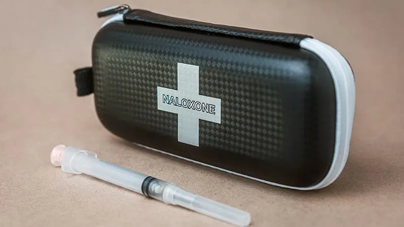 Only 1 in 3 rural opioid users carries naloxone — and prior overdose is the biggest driver