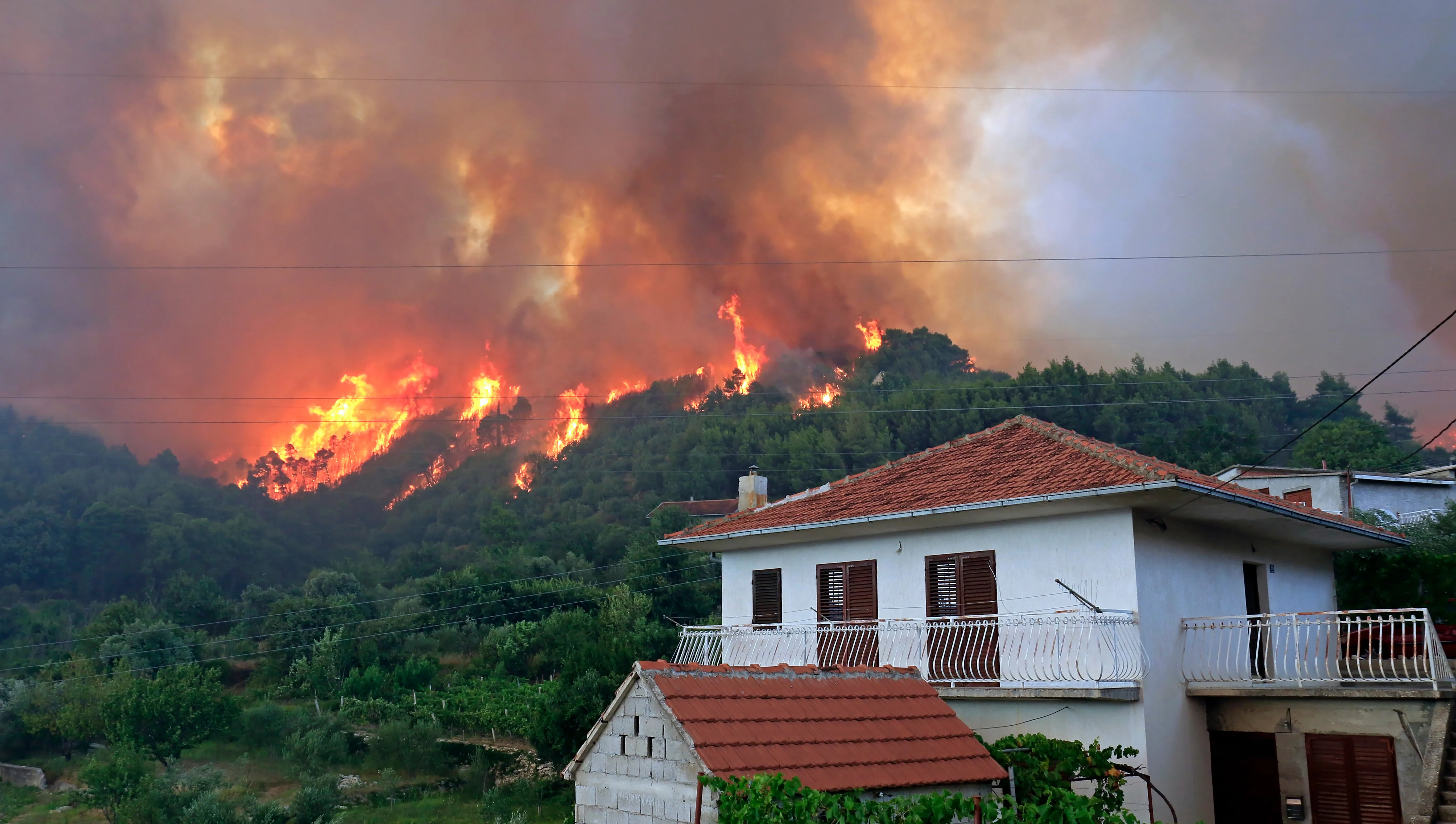 When heat waves meet wildfire smoke, your heart pays the price