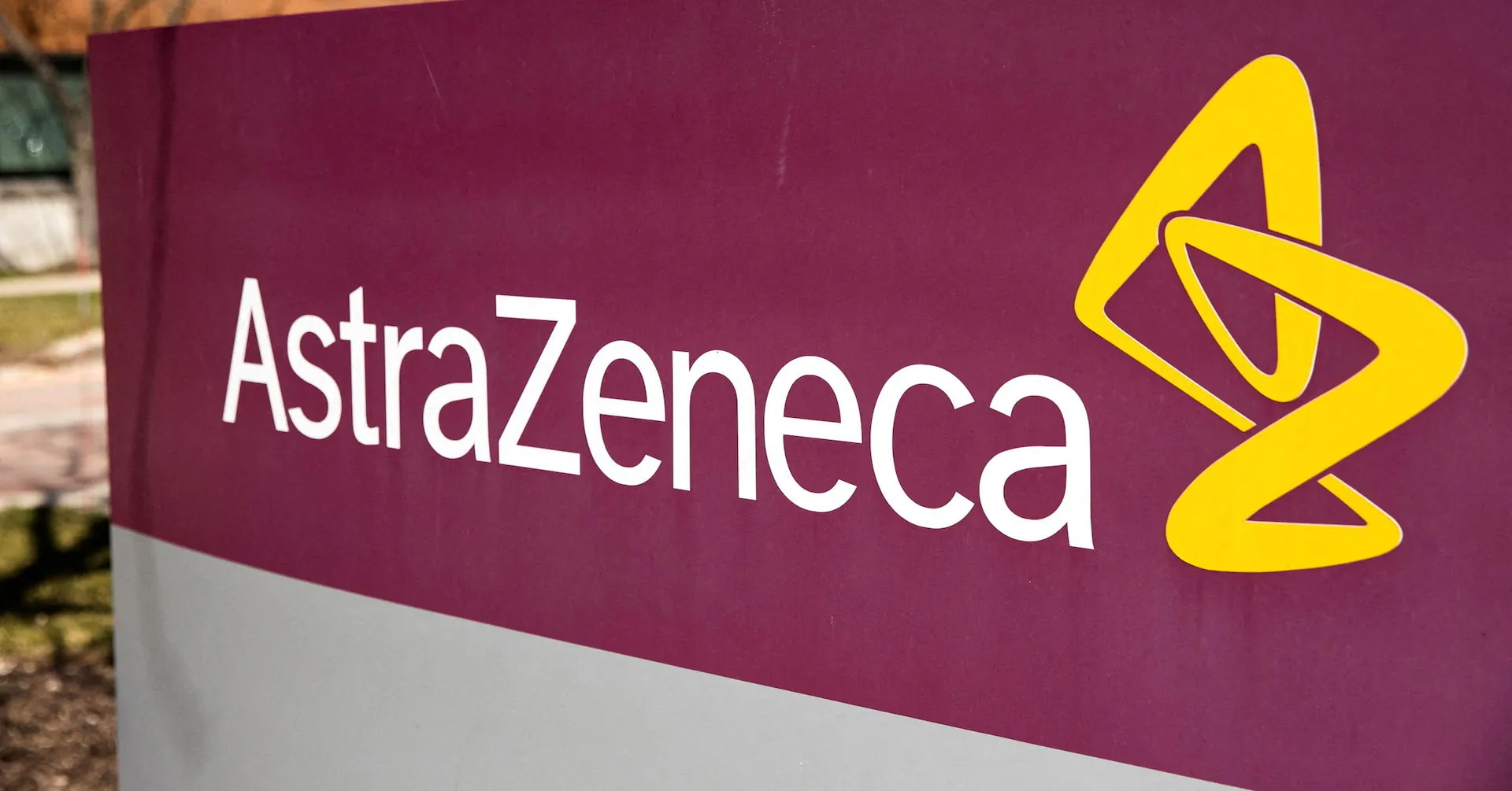 AstraZeneca pulls the plug on volrustomig lung cancer trial after another pipeline setback