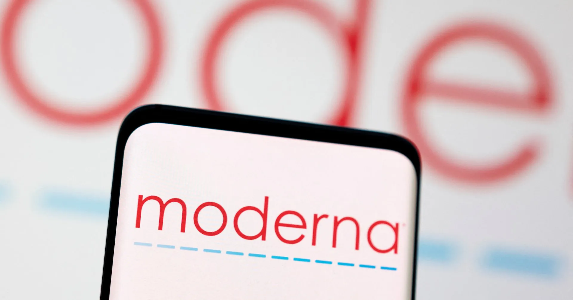 Moderna-Merck mRNA melanoma vaccine clears major trial hurdle