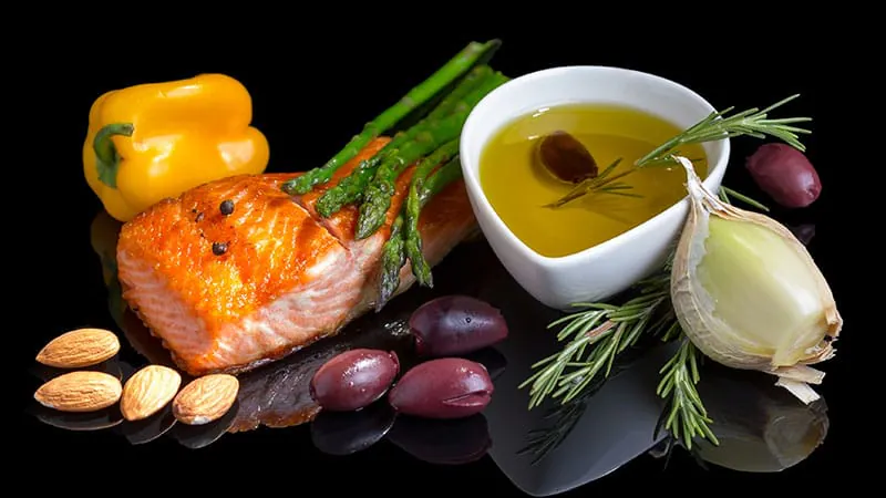 Mediterranean diet matches commercial weight-loss programs — but wins on diet quality