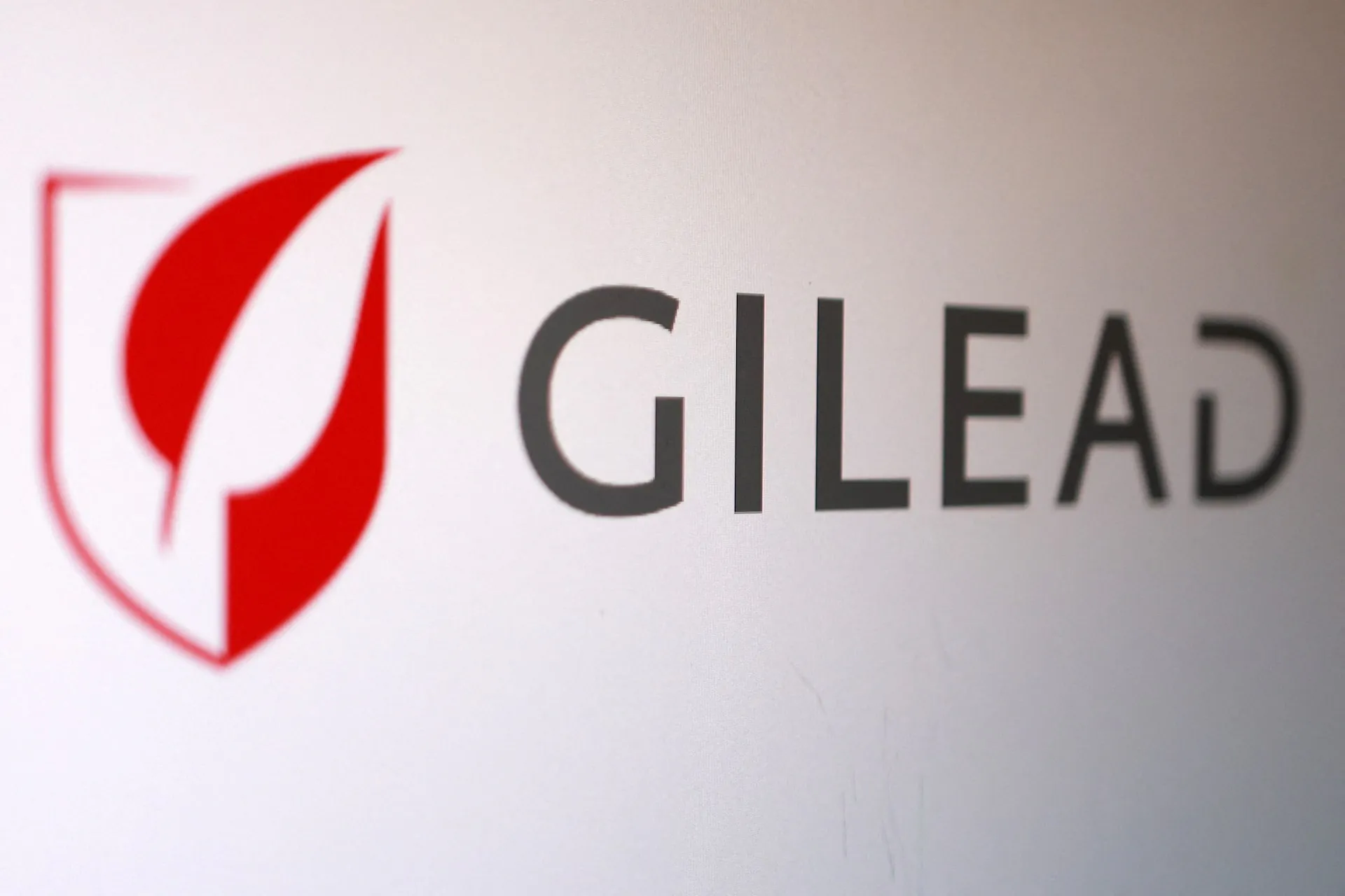 FDA greenlights Gilead's Bixlenvo: a simpler once-daily HIV pill for suppressed patients