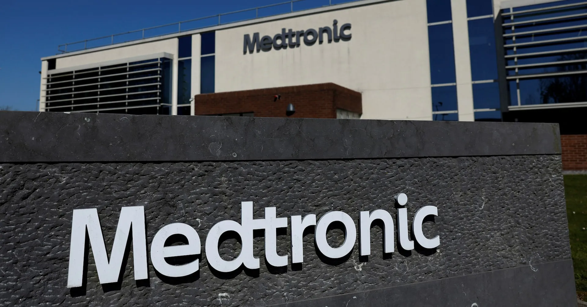 Medtronic's heart devices are booming — and Wall Street is taking notice