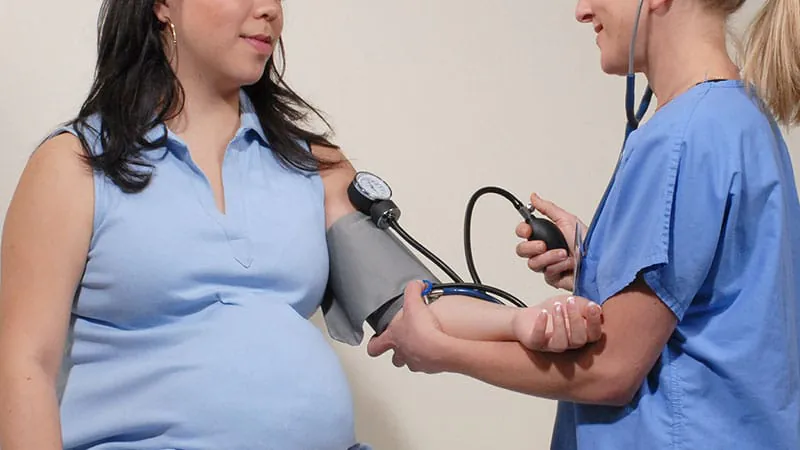 Severe pregnancy hypertension returns in 1 in 7 women — and early onset raises the stakes
