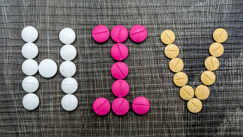 Smart pillbox helps young people with HIV stay on track — but only while it's in use