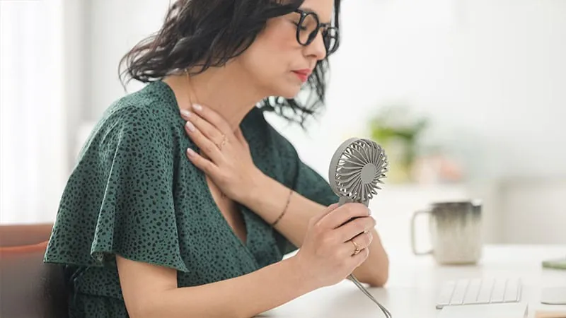 Hormone therapy linked to lower heart disease risk in menopausal women with hot flashes
