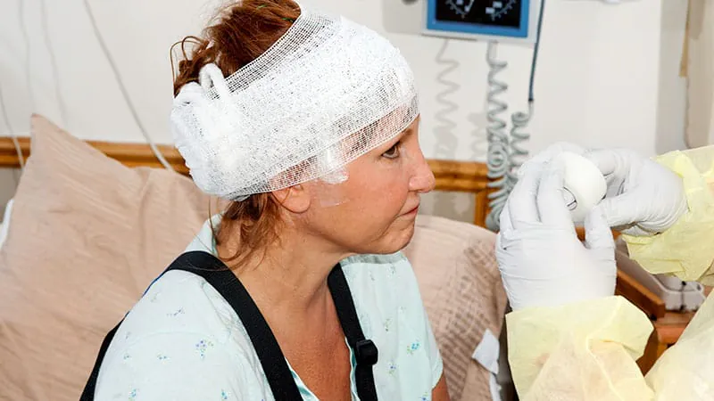 Mild traumatic brain injuries are being missed in the ER — especially in middle-aged patients