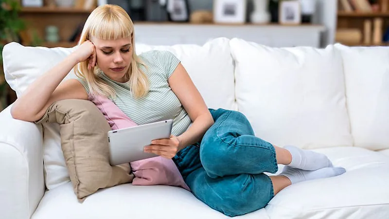 TikTok's body content affects women's mood and self-image — even the "positive" stuff