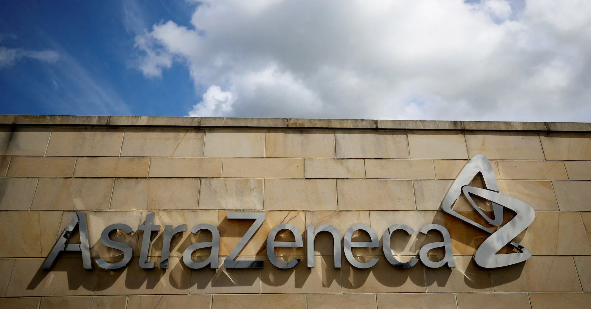 Enhertu wins NHS approval in England for HER2-low metastatic breast cancer
