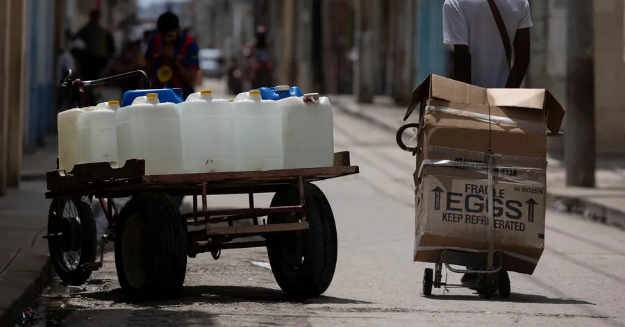 Cuba's water and power crisis is fueling a dangerous disease outbreak in Havana