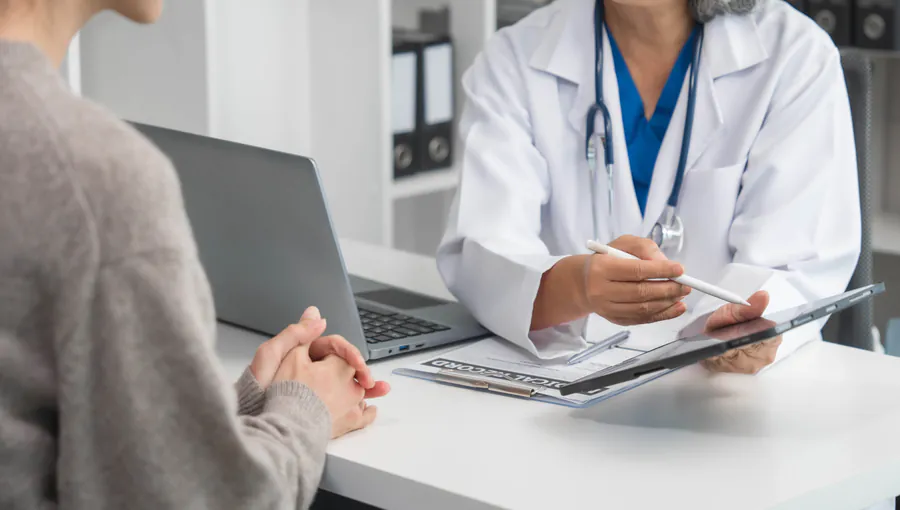Carotid revascularization won't sharpen your mind, CREST-2 confirms