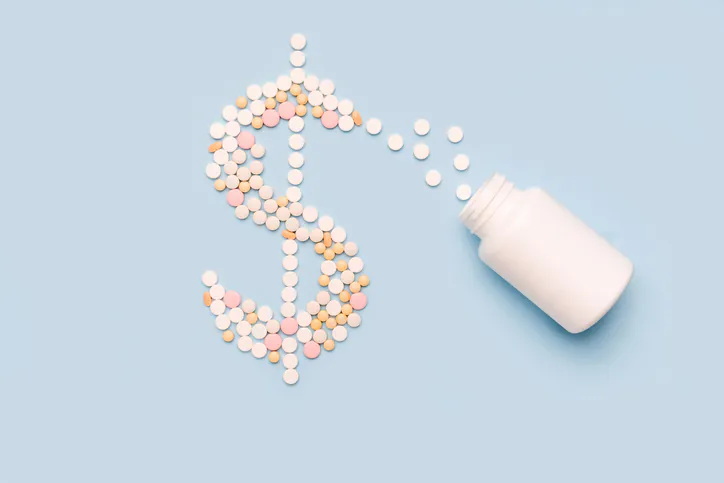 Hospitals take HHS back to court over 340B rebate pilot — again
