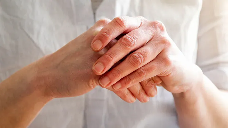 New triple-targeting antibody shows promise for moderate-to-severe eczema