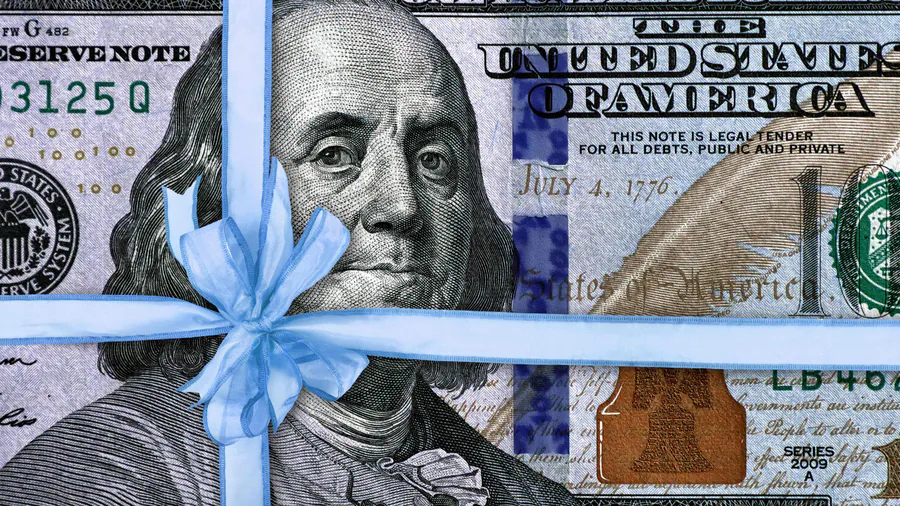 Clasp's new marketplace lets healthcare students shop jobs by student loan payoff