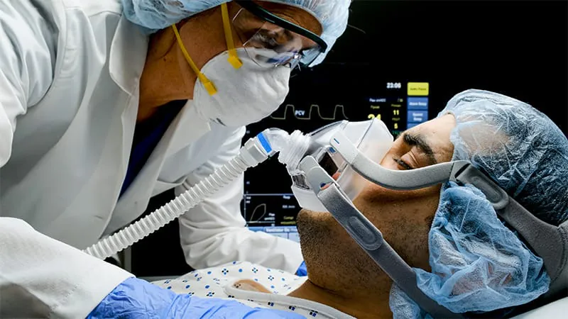 Early antibiotics and female sex linked to lower ventilator-associated pneumonia risk in ICU patients