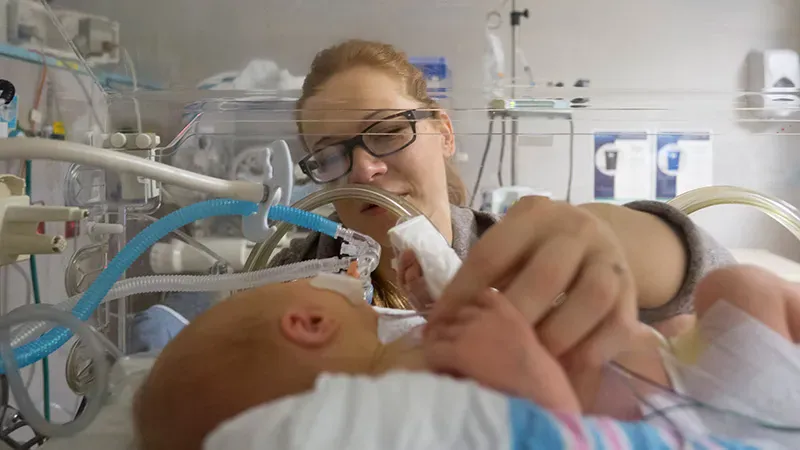 Cooling therapy shows promise in protecting preterm infants from dangerous gut disease complications