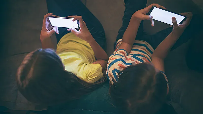 Screen time and kids: A massive review says it's time for structural change