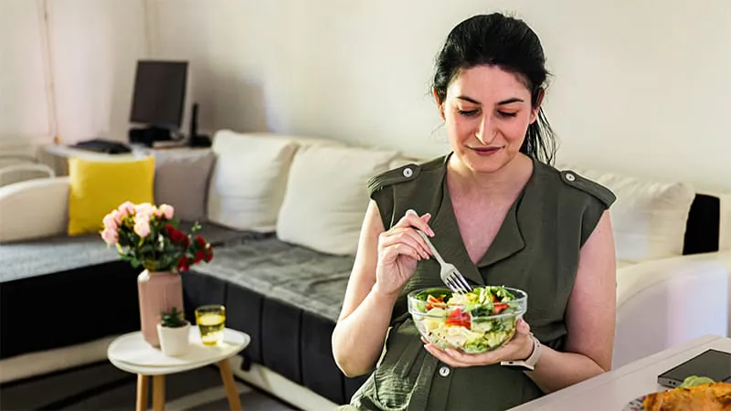 Low-carb diets help blood sugar in gestational diabetes — but come with a nutritional catch